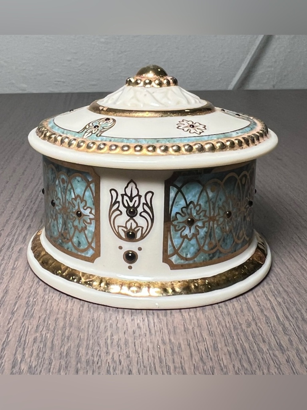 LENOX MAJESTIC ROYAL MARBLE TRINKET BOX
